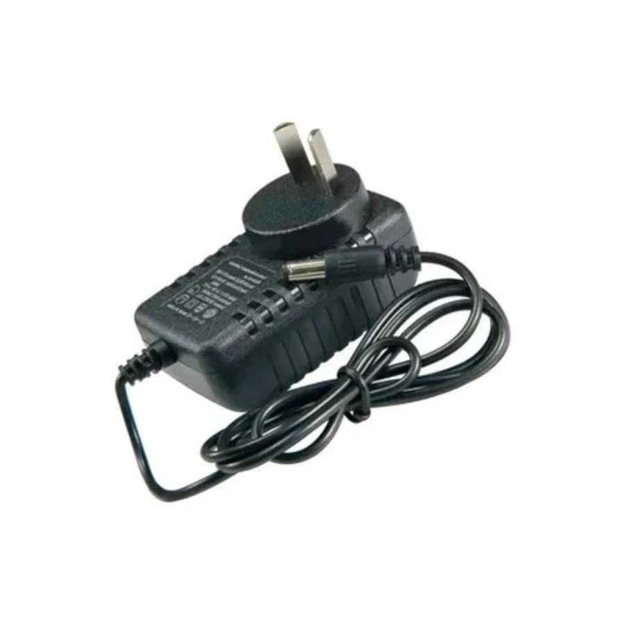 FUENTE PERFORMANCE 9V - 2A PLUG 5.5*2.1*10MM
